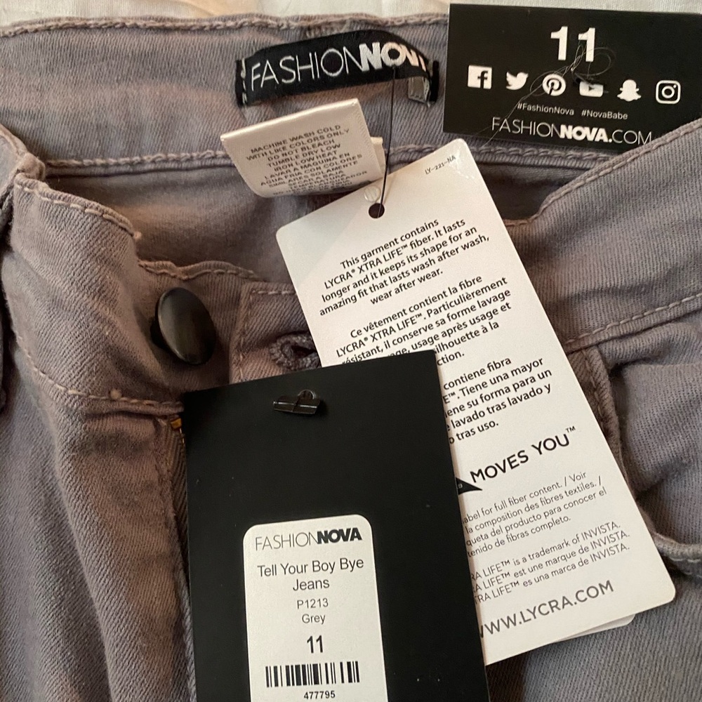 Fashion nova jeans